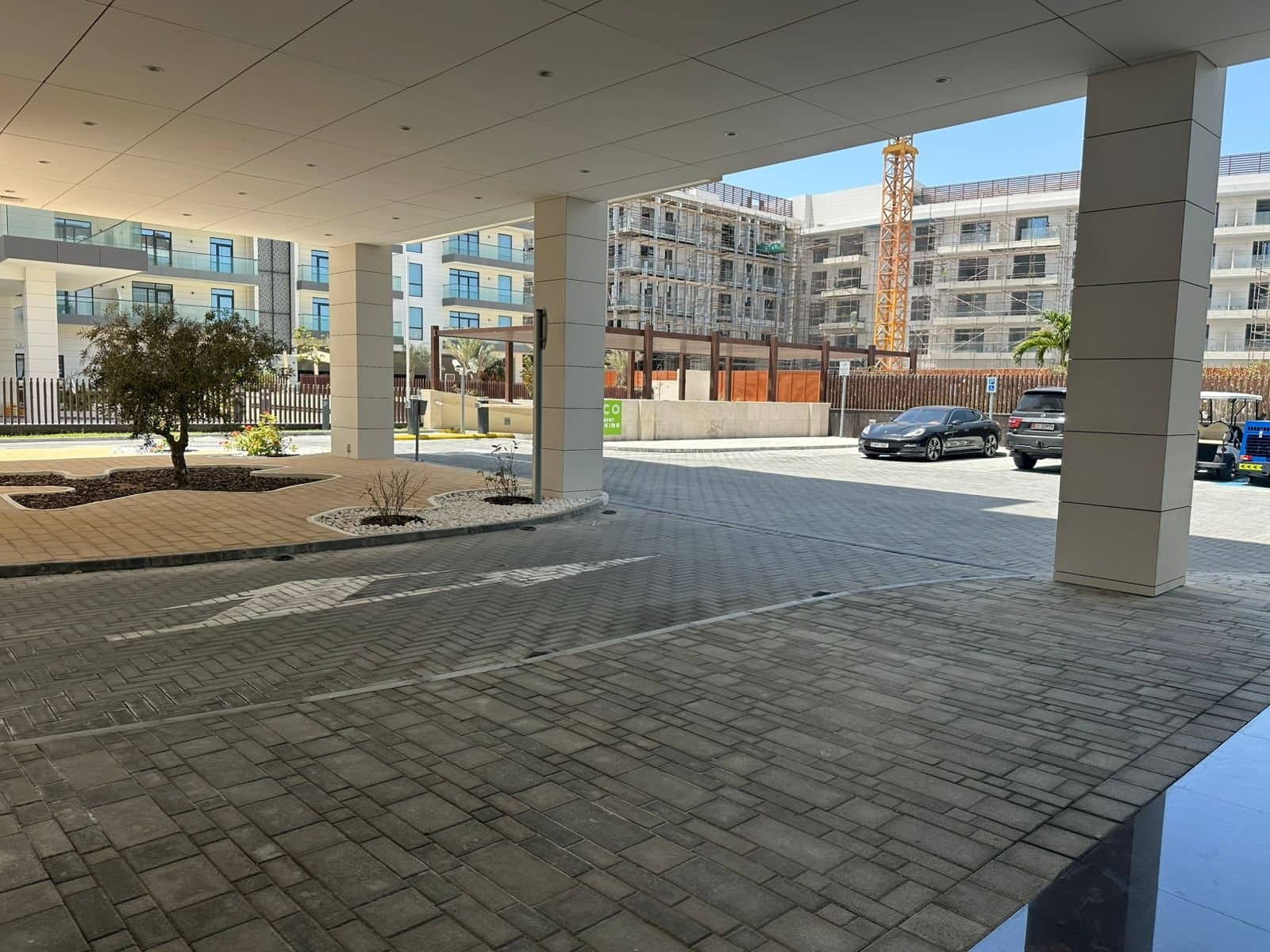 Beach Access | Huge Apartment | Partial Sea View — 27