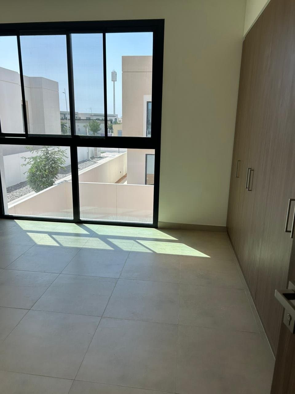 Luxurious Space Villa | Single Row | End Unit — 7