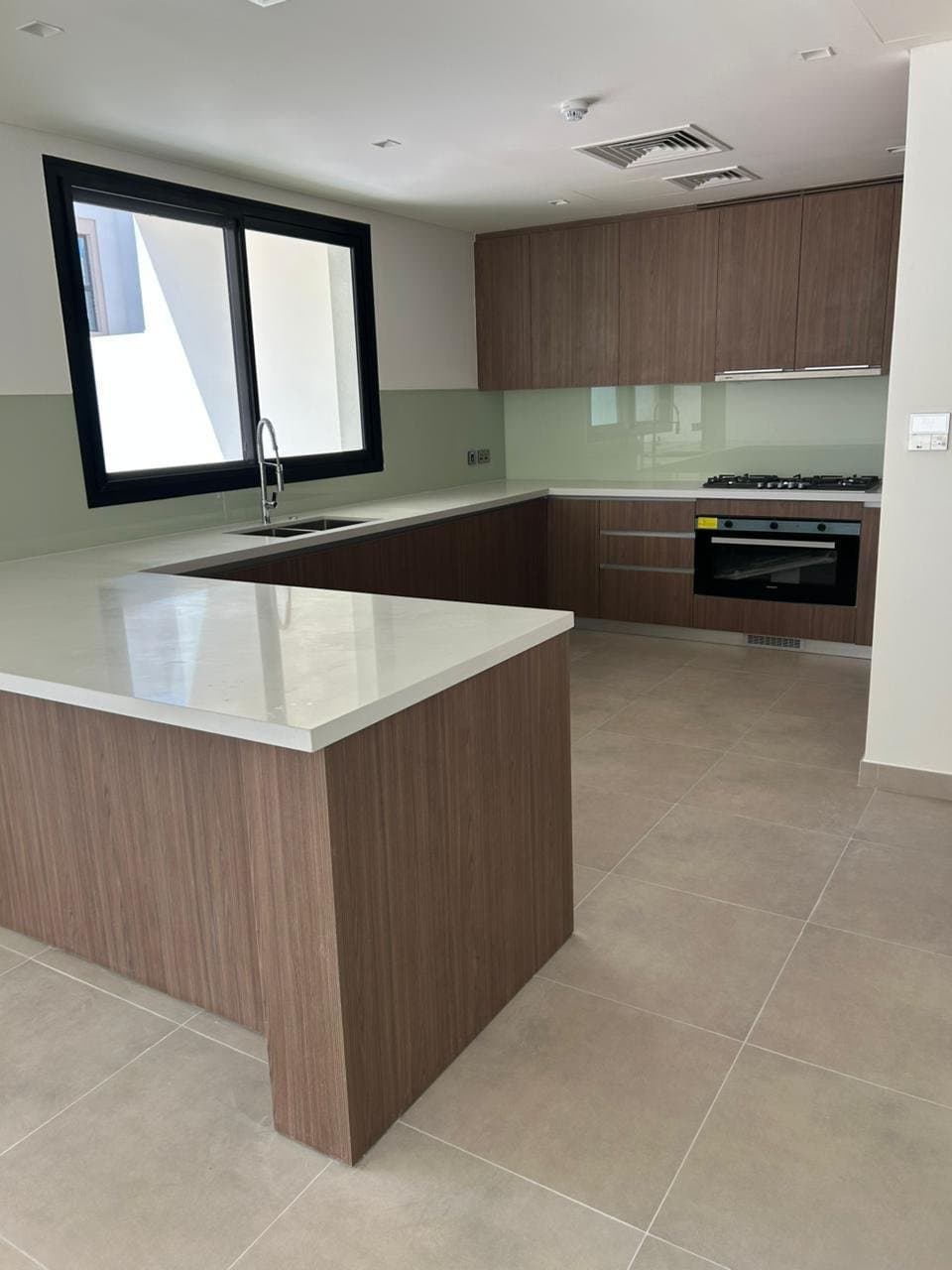 Luxurious Space Villa | Single Row | End Unit — 23