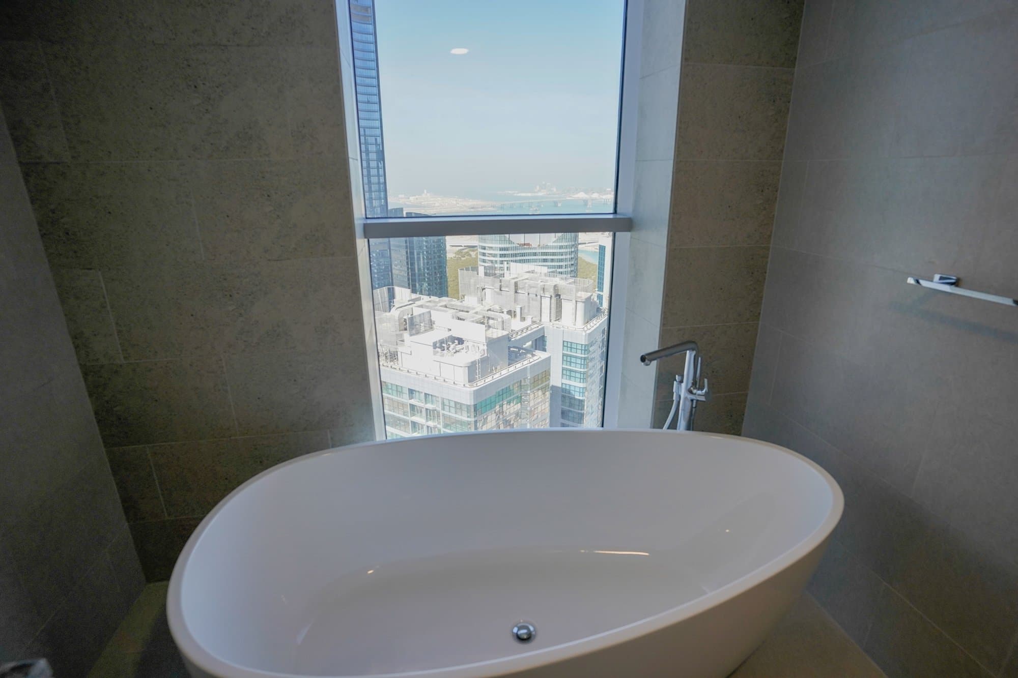 Amazing 2BR+M | High Floor | Prime Area — 15
