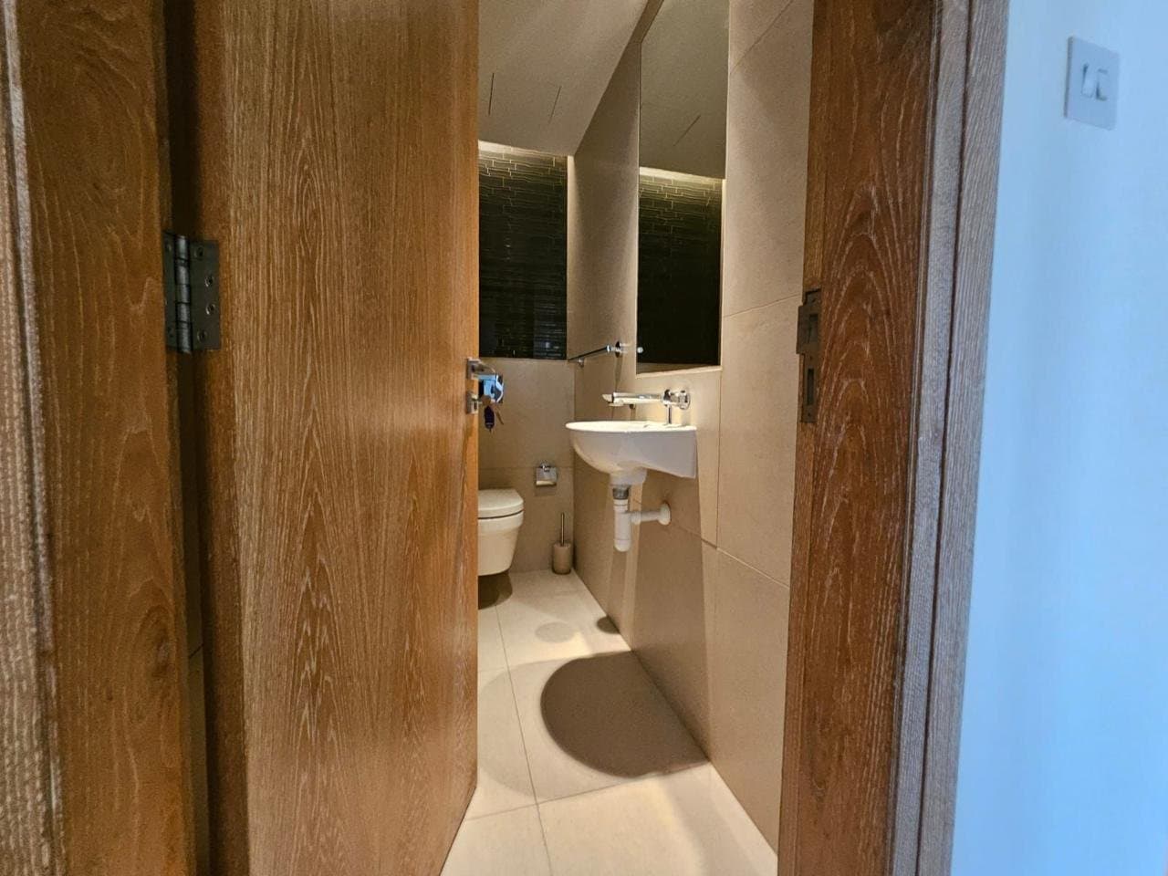 Elegant 1BR | Pool View | Luxury Living — 7
