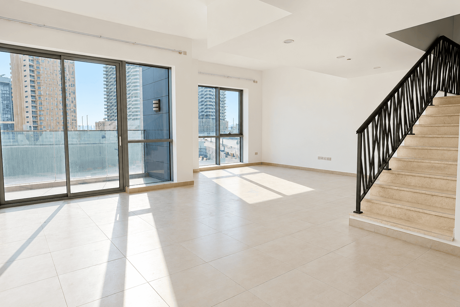 Classic 3+1BR | Street and Back Views | Prime Location, 10