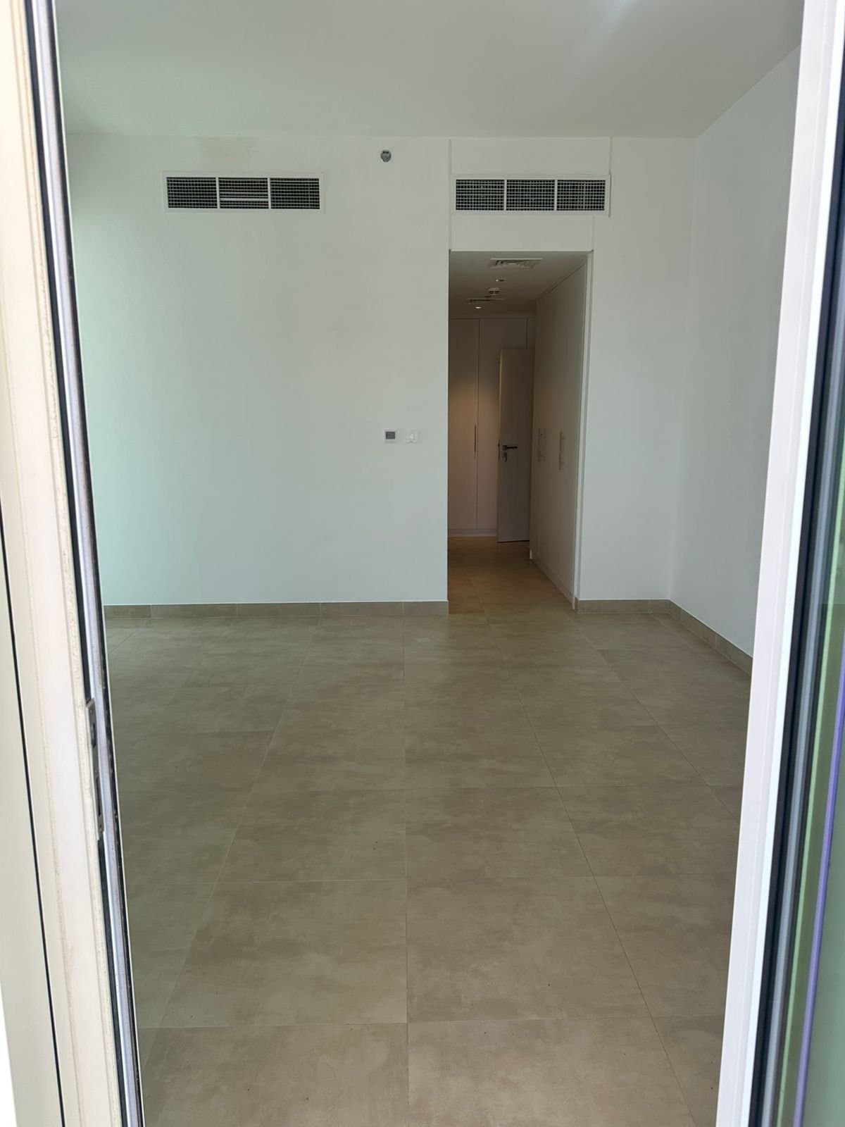 Beach Access | Huge Apartment | Partial Sea View — 7