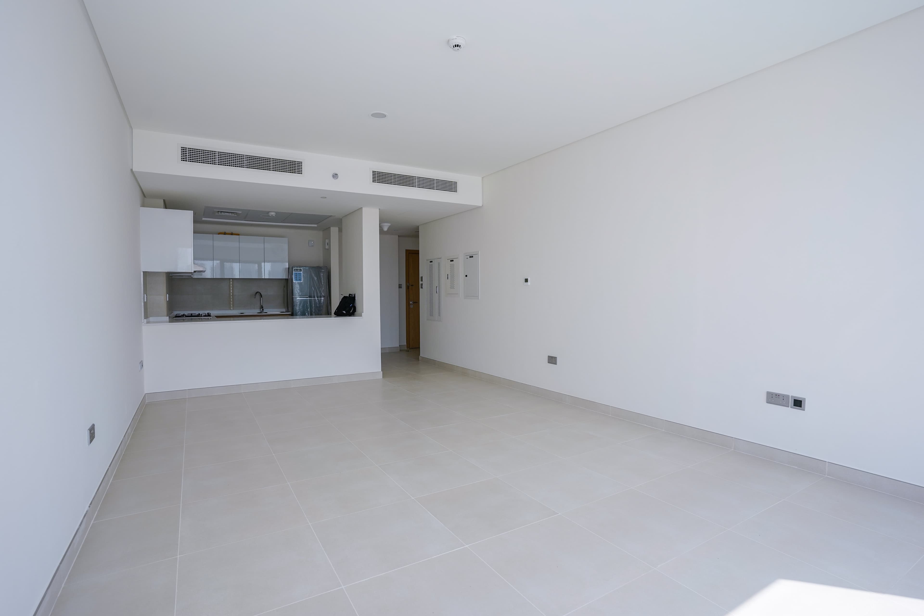 Stunning 1BR | High Floor | City View — 3
