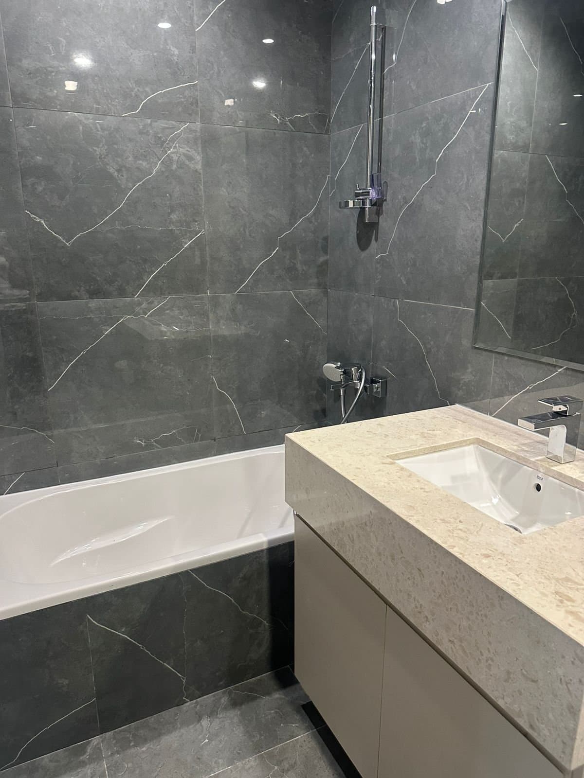 Beach Access | Huge Apartment | Partial Sea View — 20