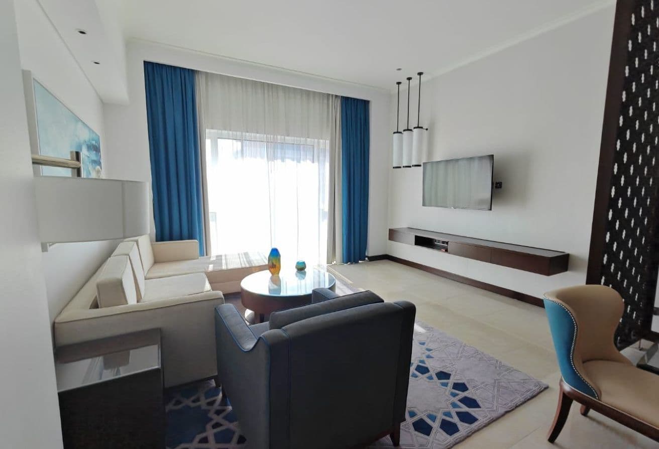 Fully Furnished | Sea View | Luxury Living — 4