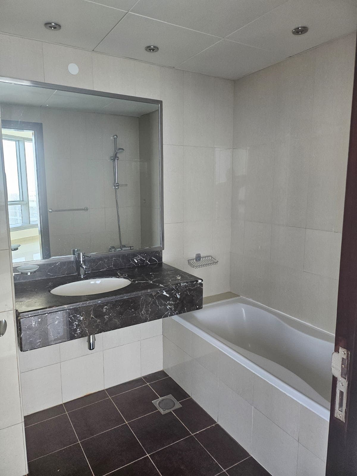 Spacious 3BR | Vibrant Community | High Floor — 4