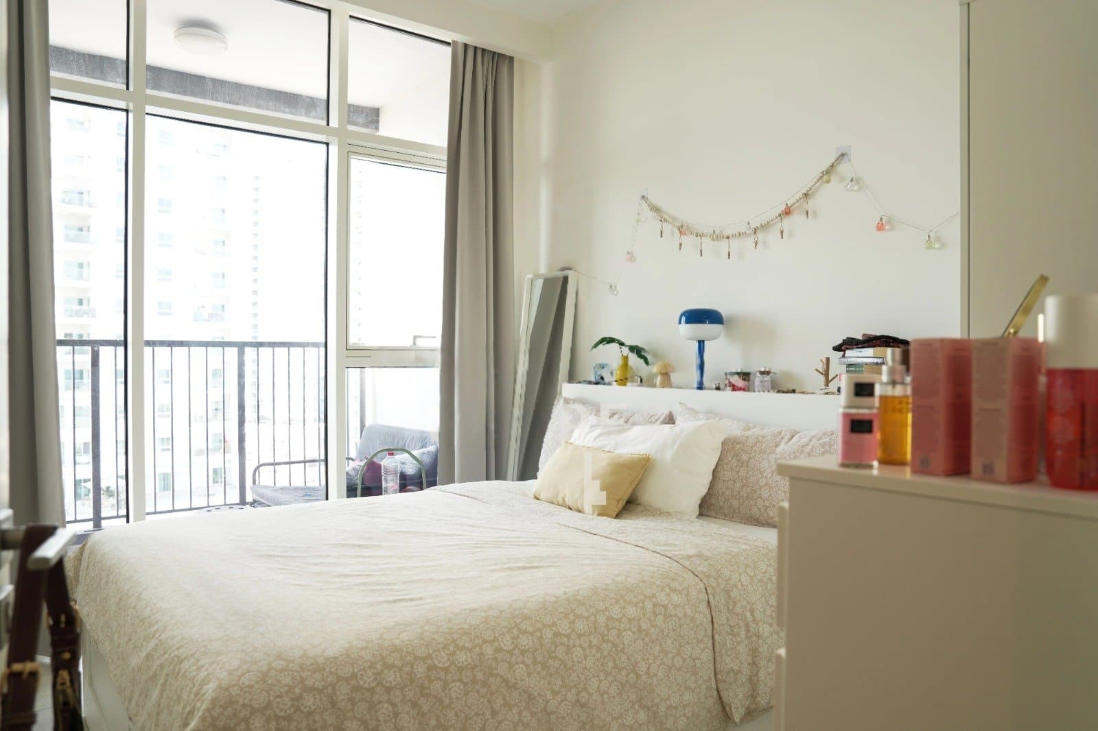 Elegant Unit | Balcony | Ready to move in — 5