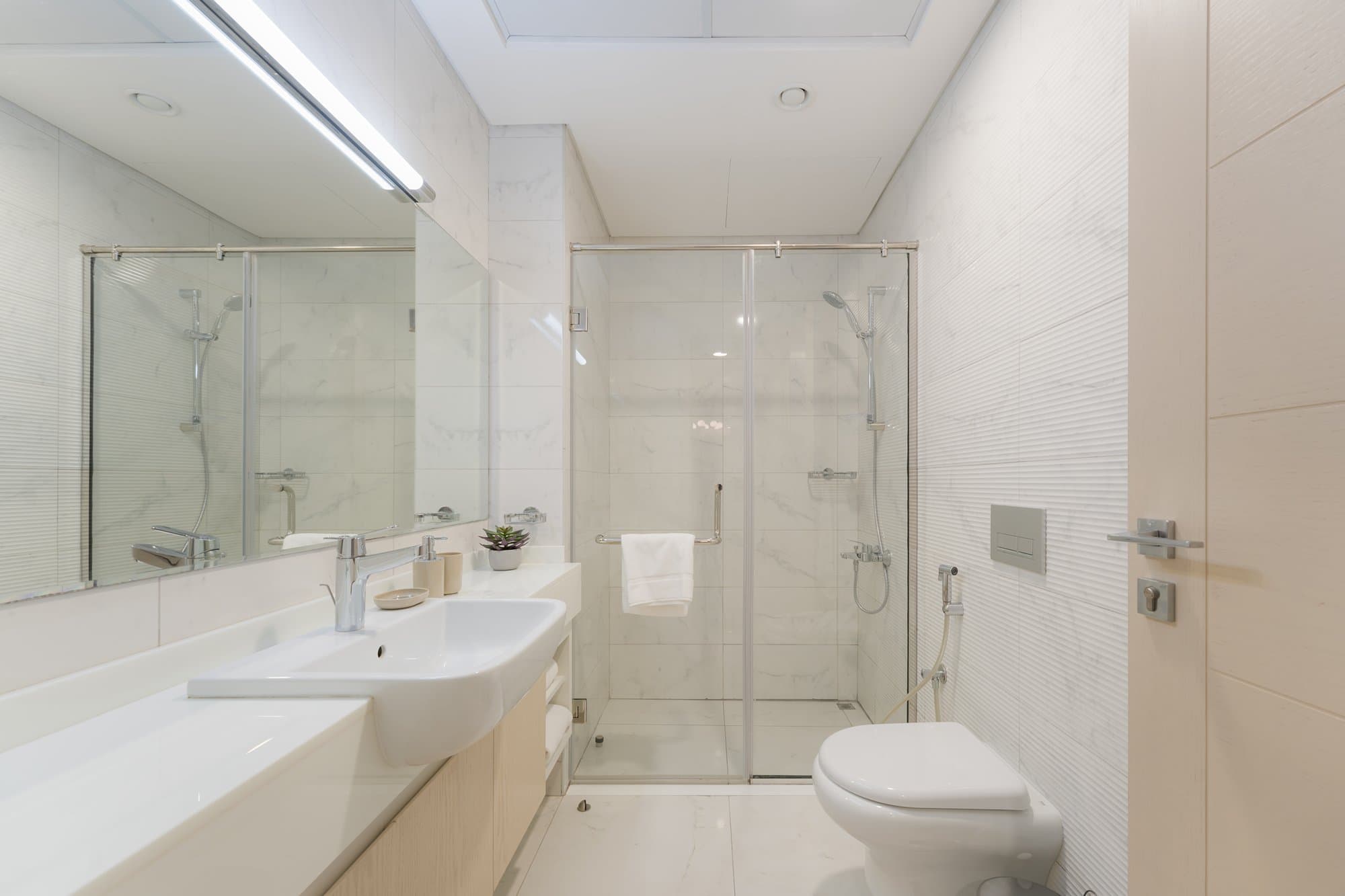 No Commission | Fully Furnished | Vacant — 16