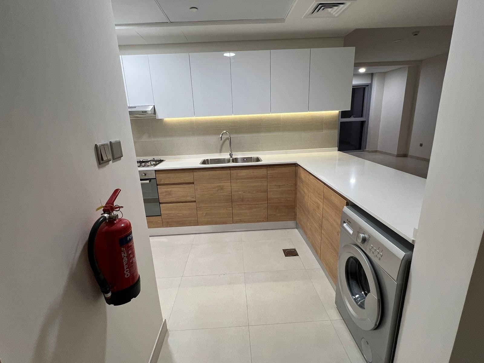 Brand New 1BR | City View | High floor — 10