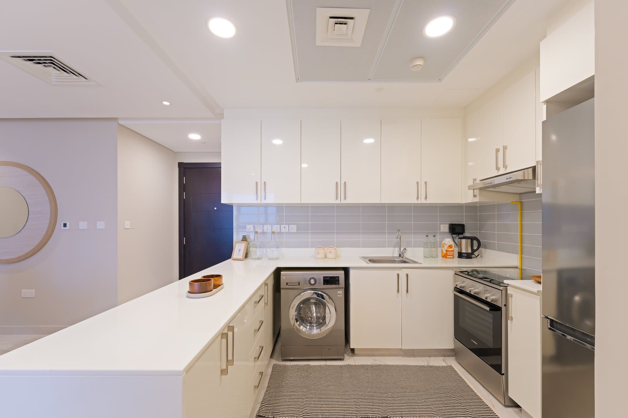 No Commission | Fully Furnished | Vacant — 19