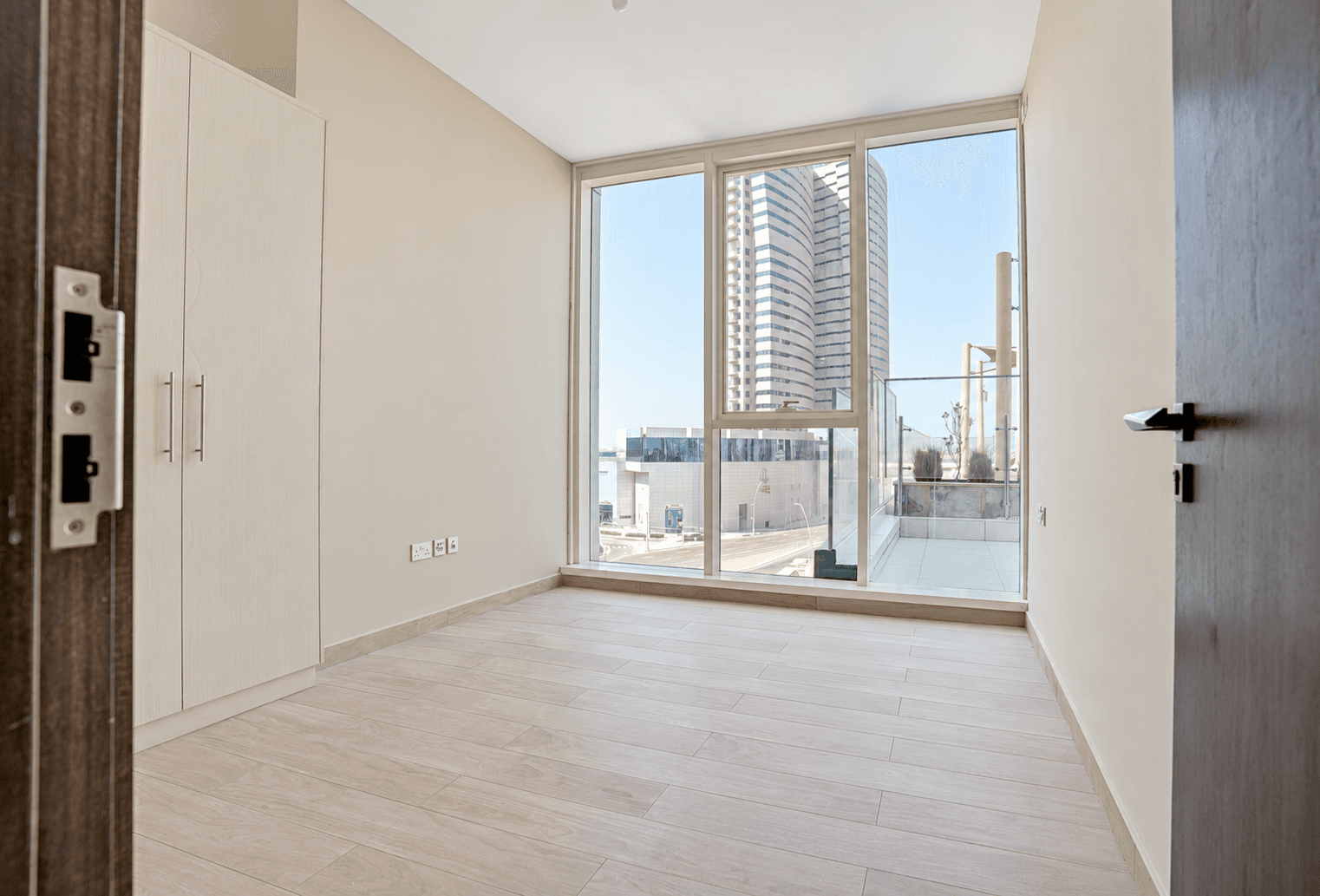 Limited Offer | 2BR with Balcony | Sea & Park View, 13