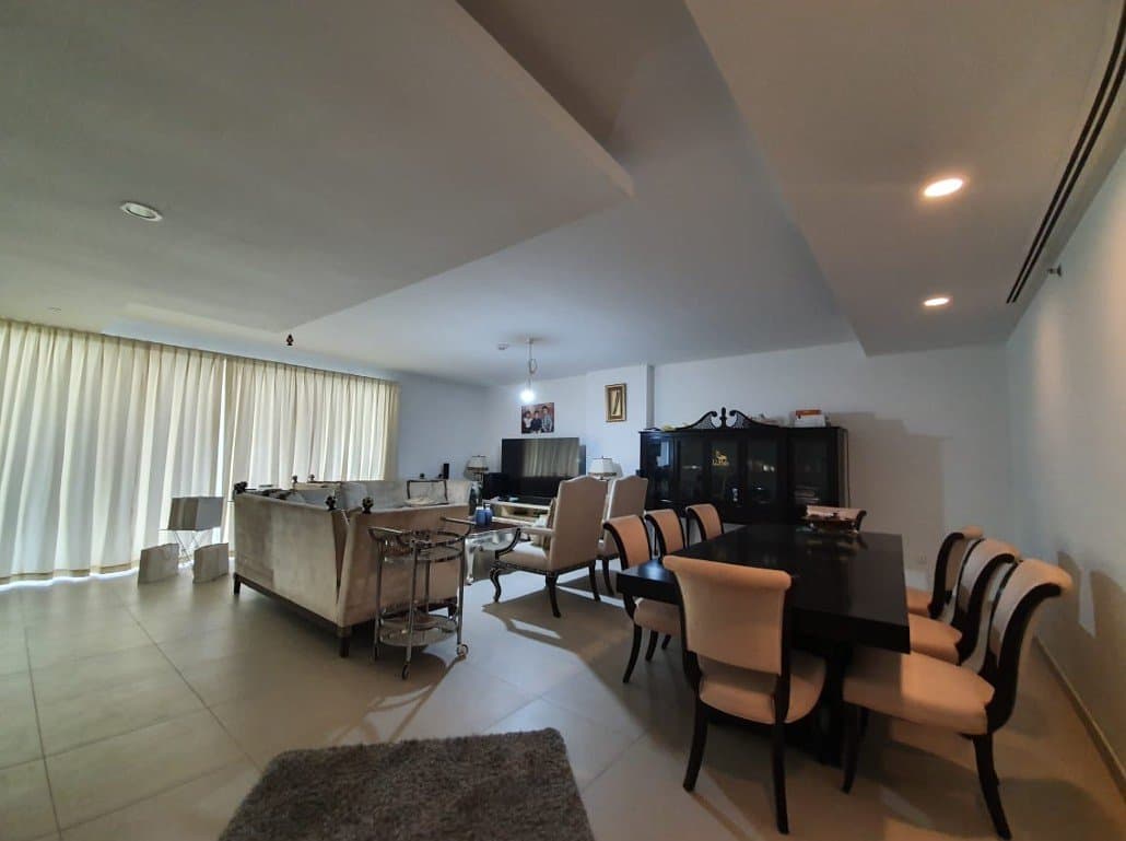 Spacious Townhouse | Ready to move in | Prime Loc — 3