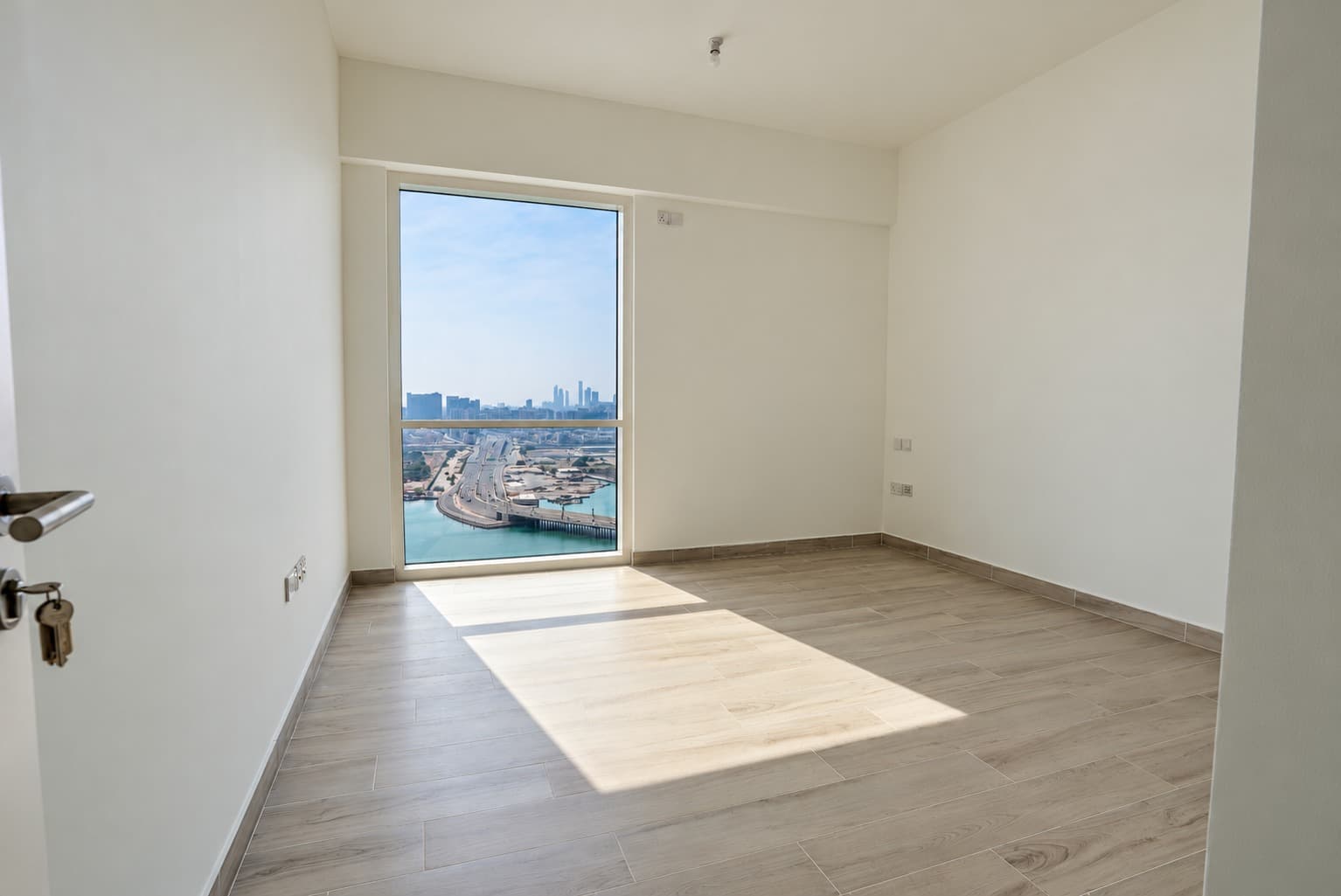 Stunning Canal & City View | 4 Payments | Vibrant Community, 15