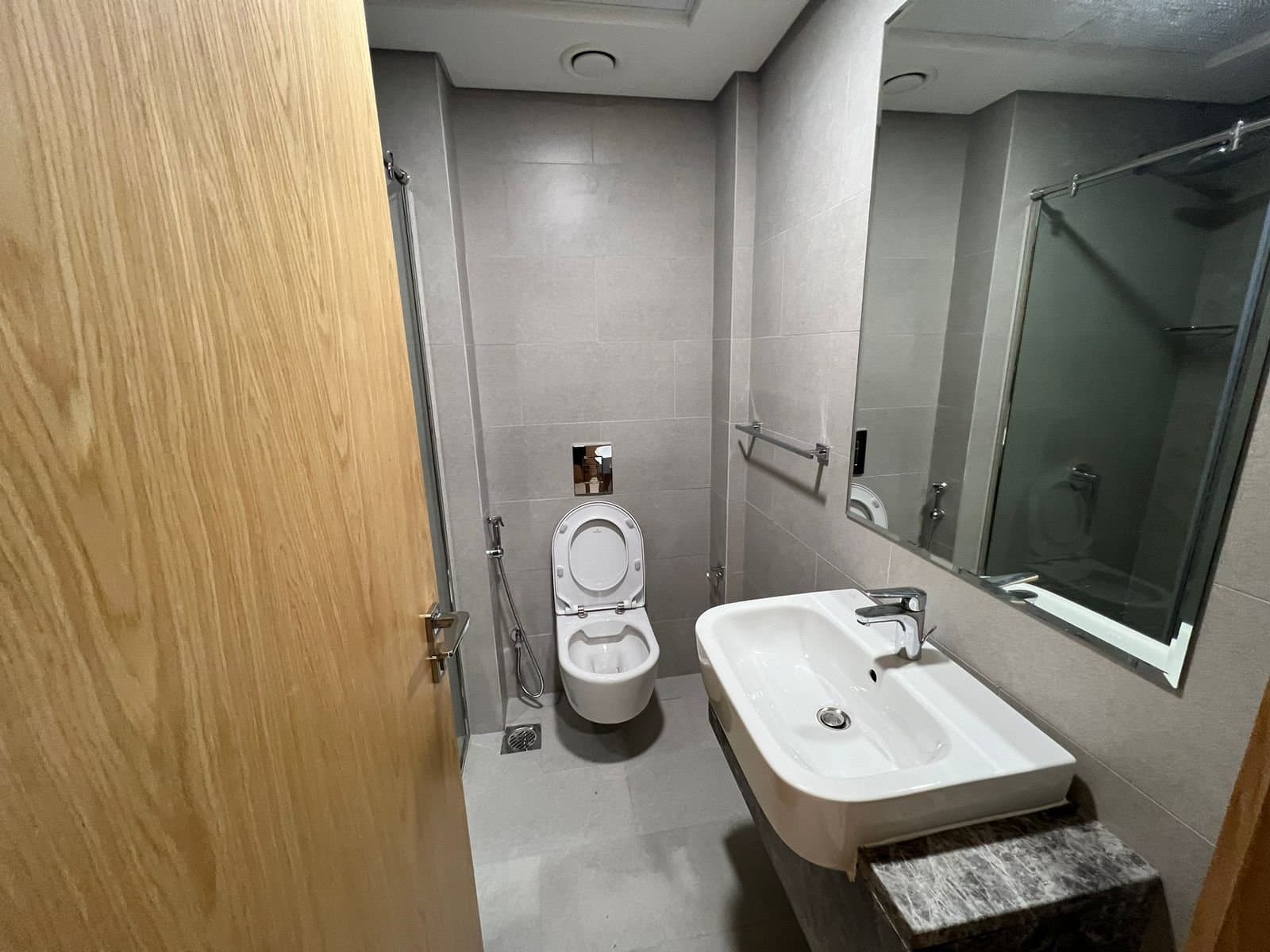 Brand New 1BR | City View | High floor — 11