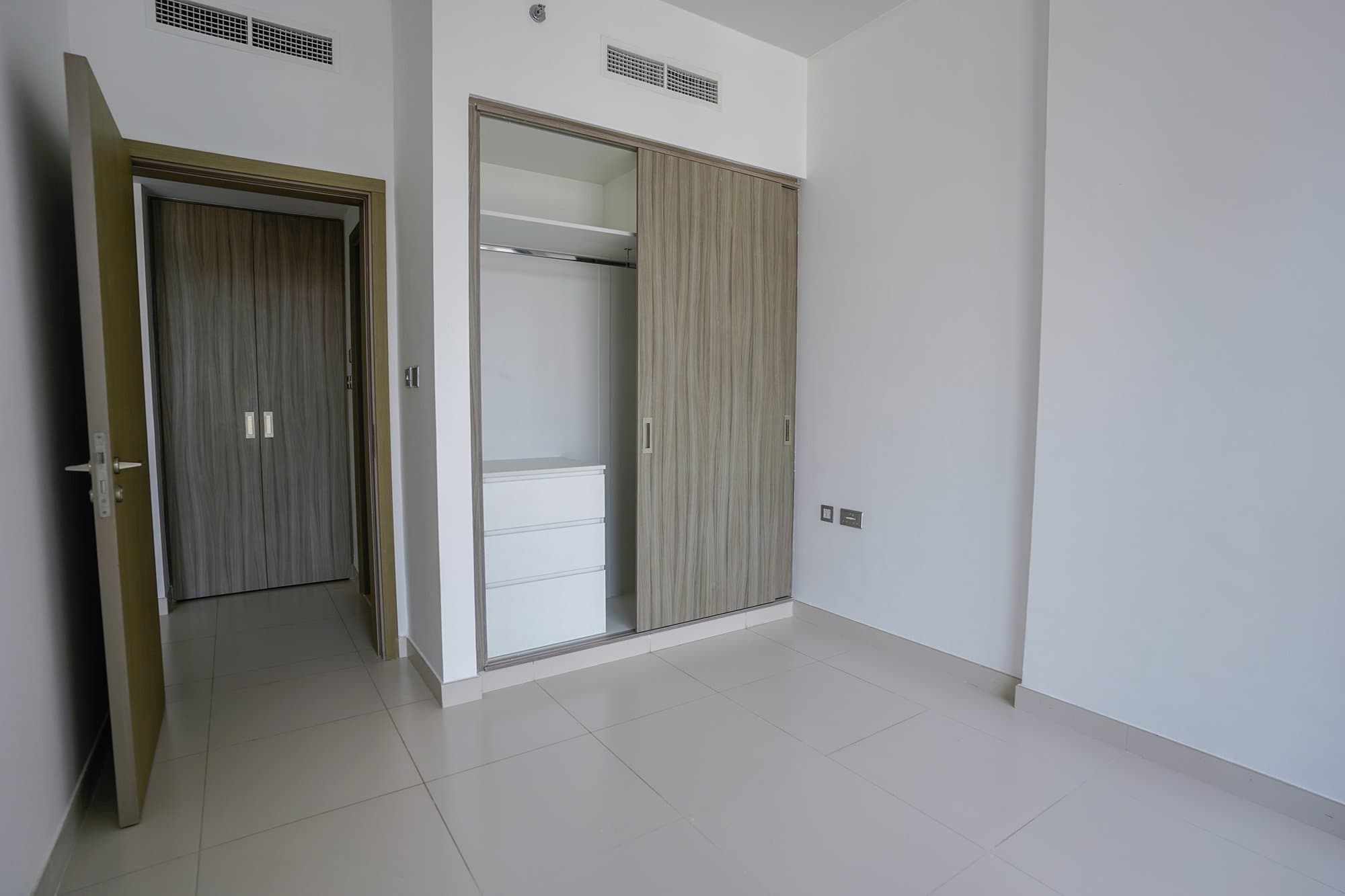Charming Apt | High Floor | Ready to move in — 4