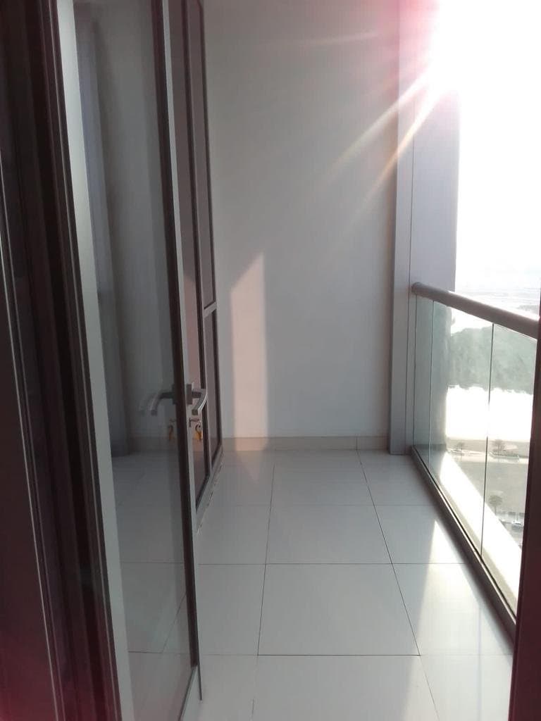 Stunning Sea View | Cozy Balcony | Ideal Location — 10