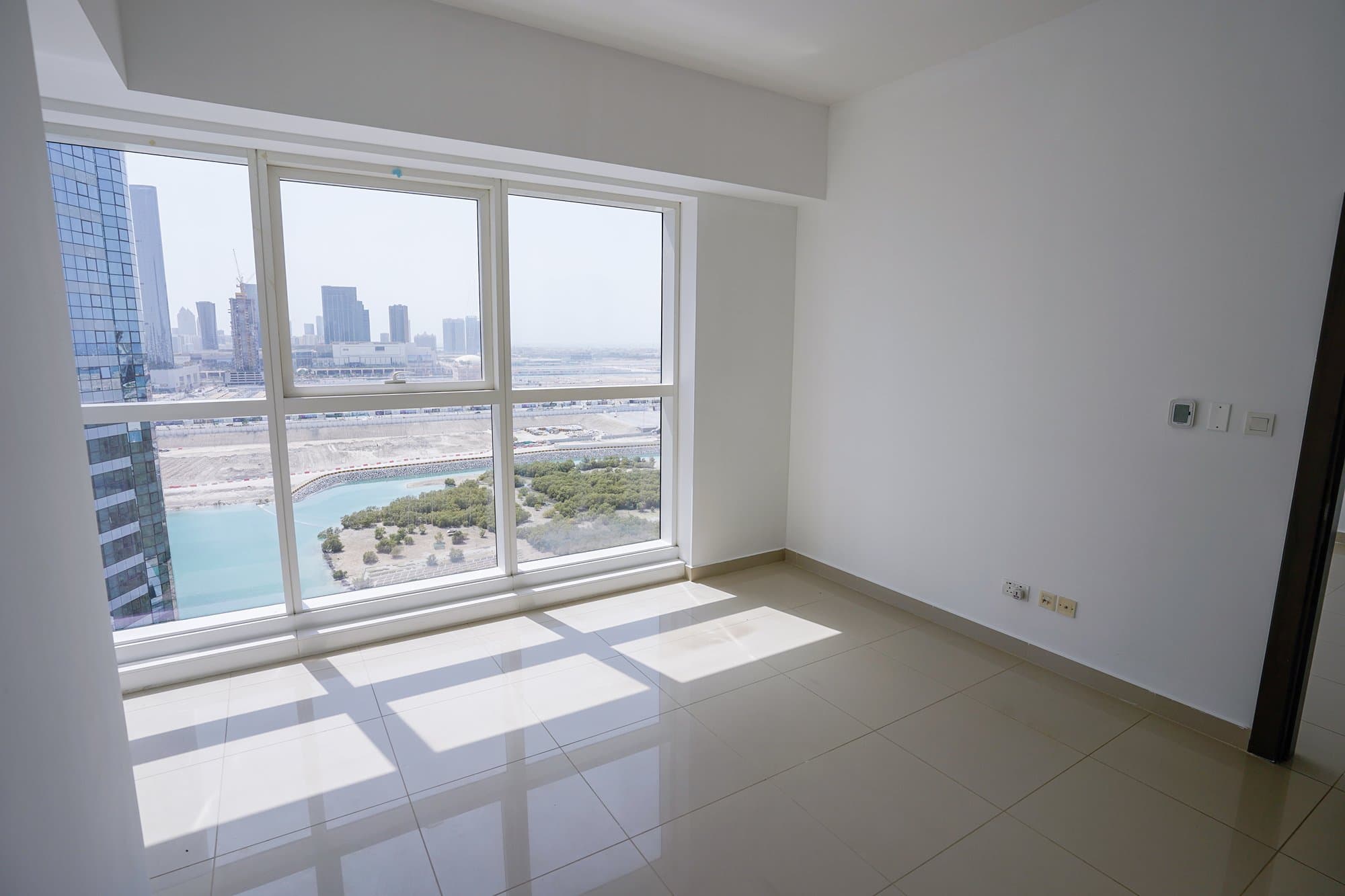 Stunning 1BR | High Floor | Ready to move in — 4