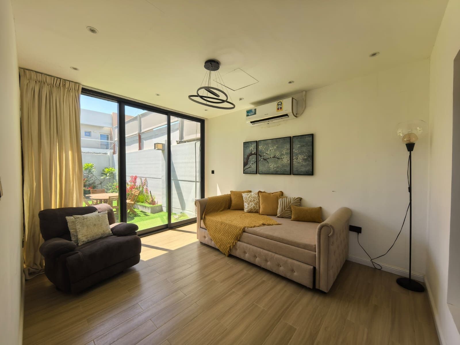 Corner Unit | Stunning 4BR | Peaceful Community — 3