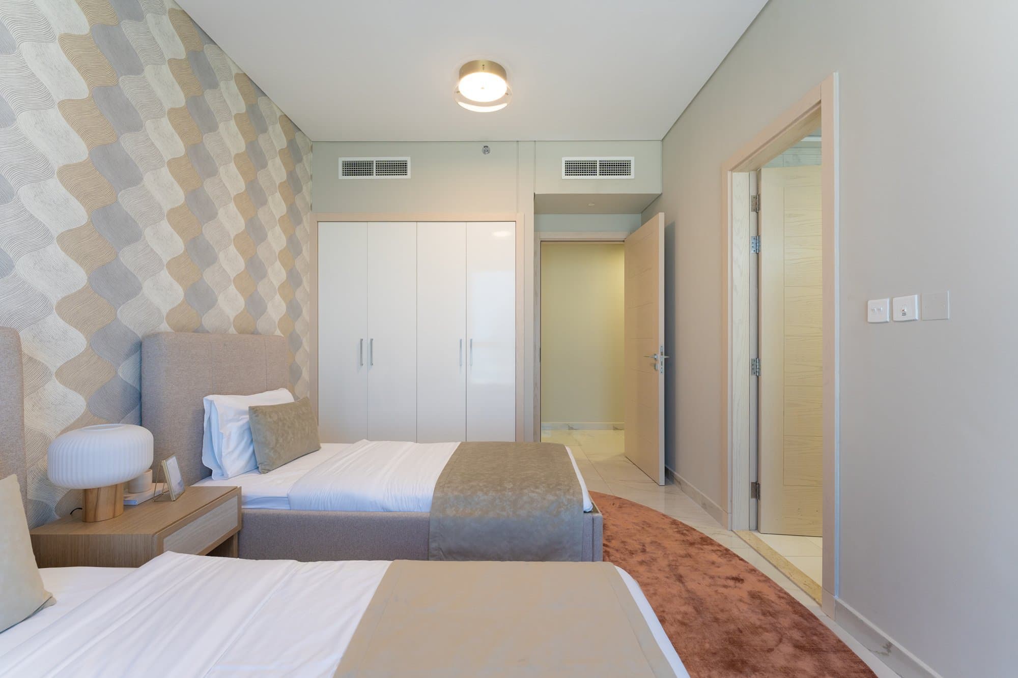 0 Commission | Luxurious Apartment | Vacant — 23