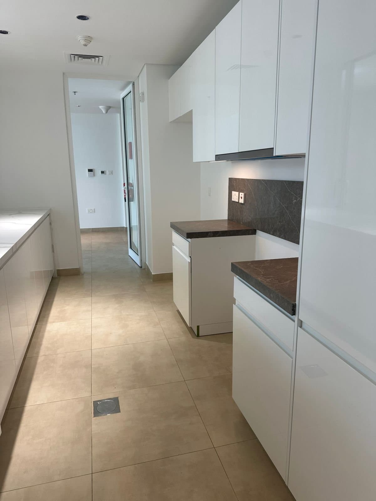 Beach Access | Huge Apartment | Partial Sea View — 15