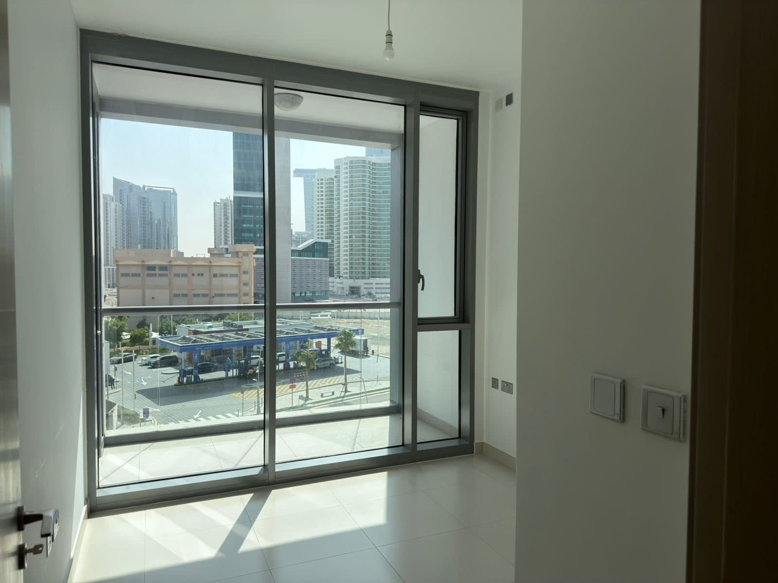 Stunning Apartment | Great Location | Spacious — 11