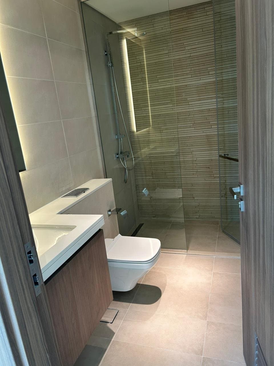 Luxurious Space Villa | Single Row | End Unit — 9