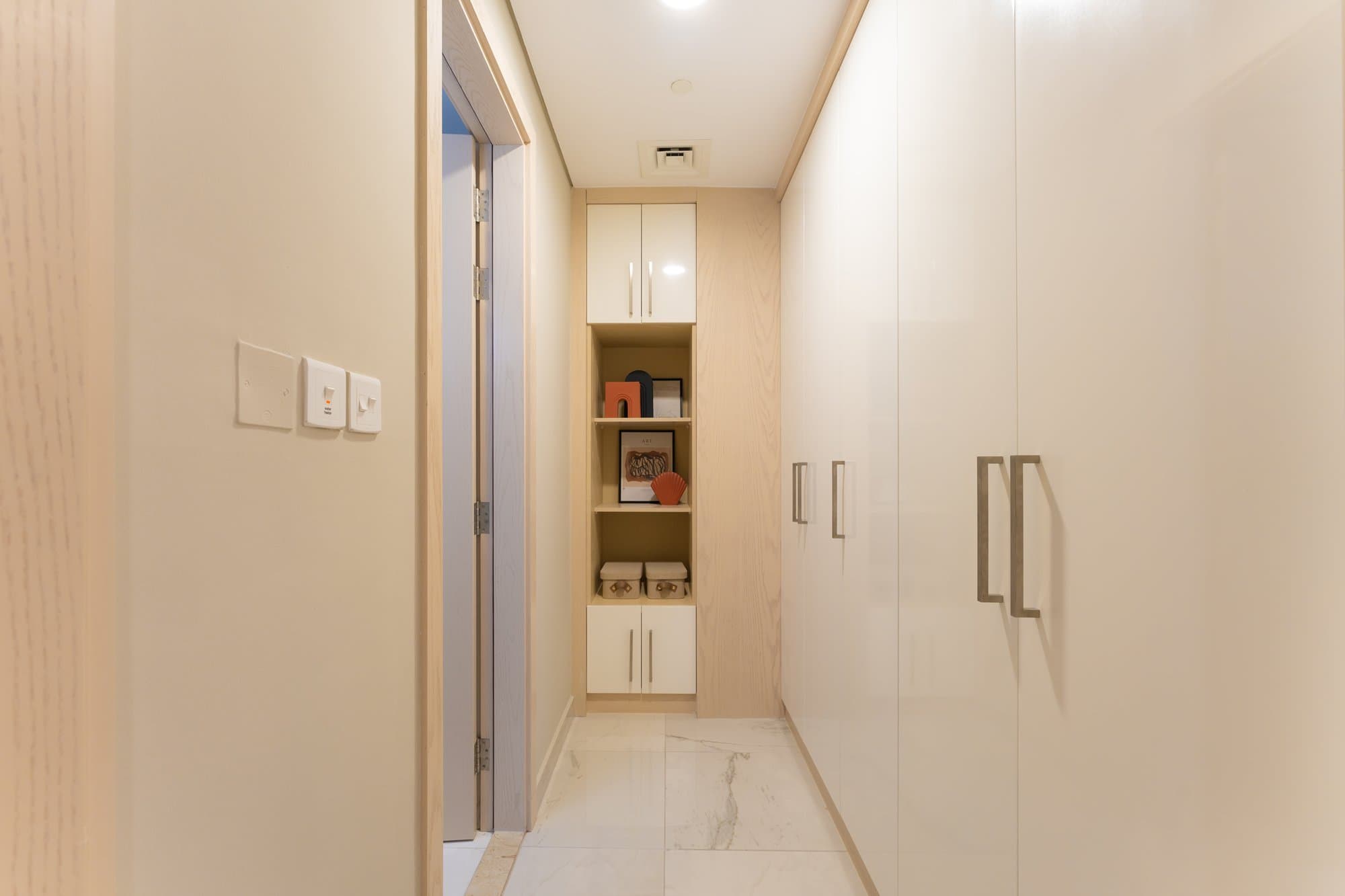 0 Commission | Luxurious Apartment | Vacant — 9