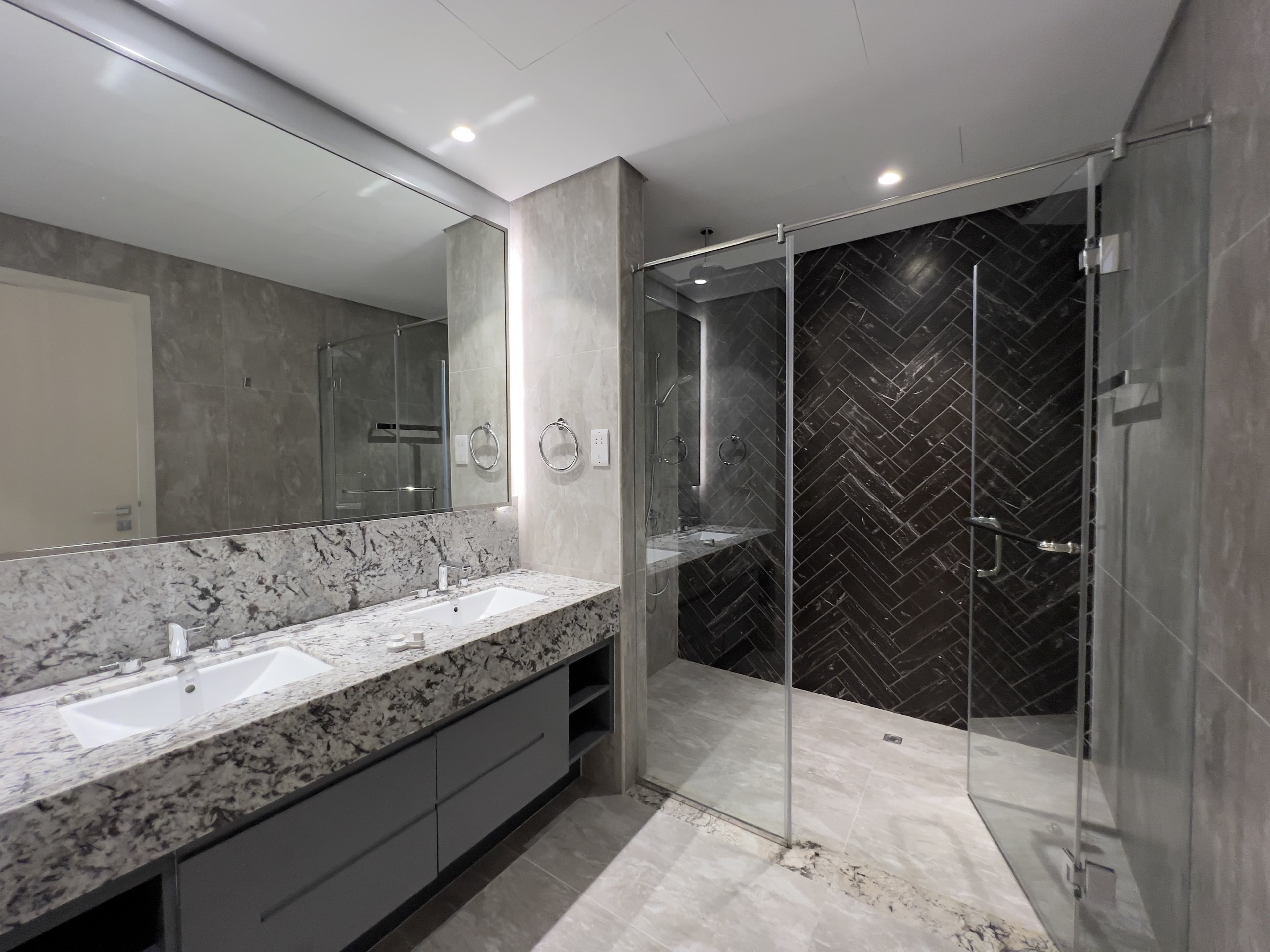 Beach Access | Hot Deal | Ready to move — 25