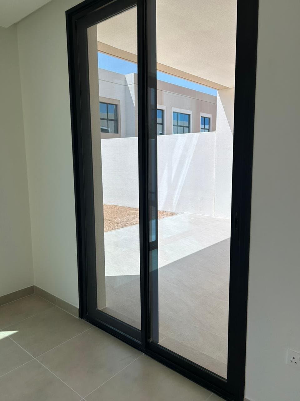 Luxurious Space Villa | Single Row | End Unit — 22