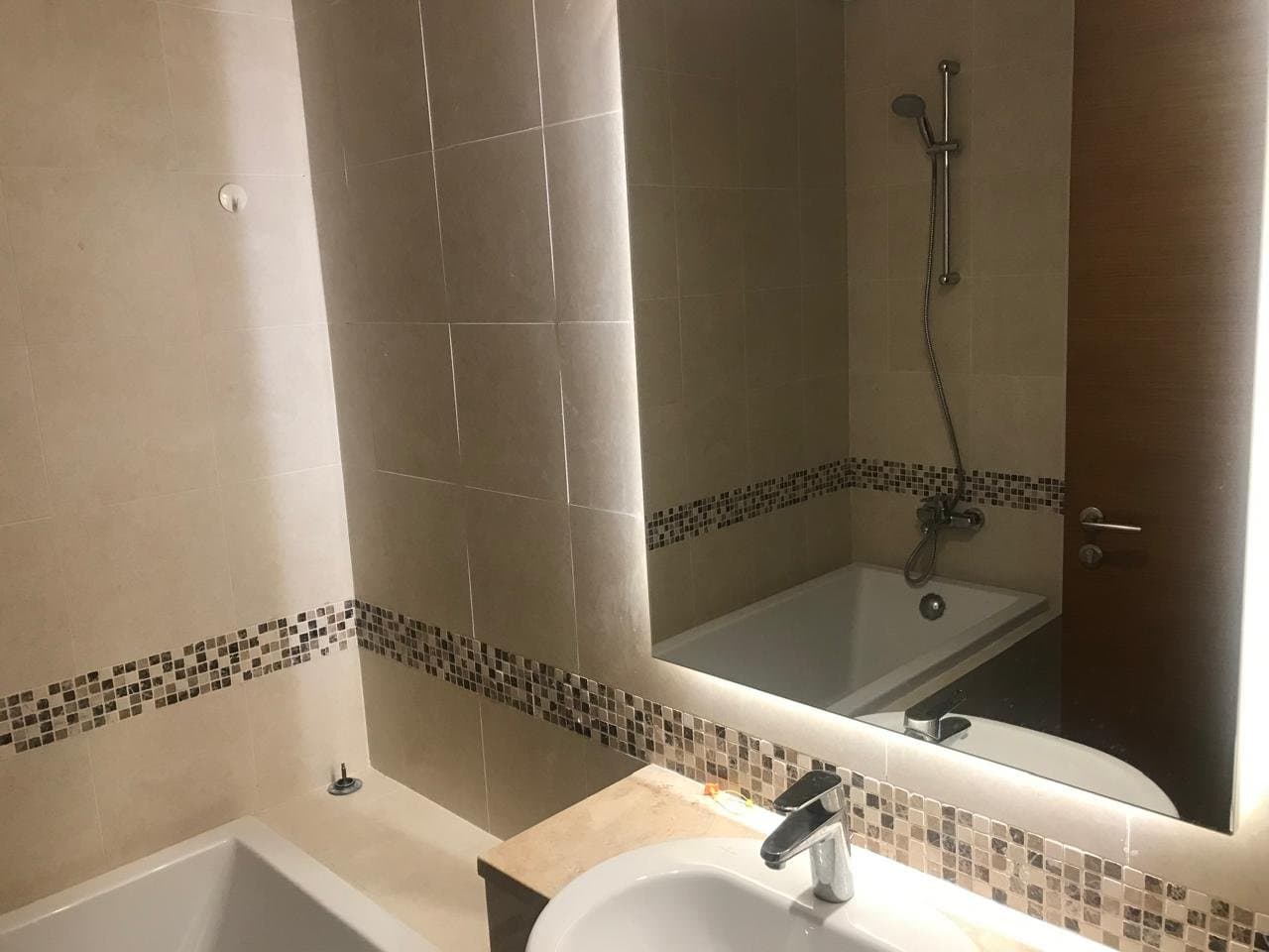 Spacious Apartment | 2 Balconies | Laundry Room — 9
