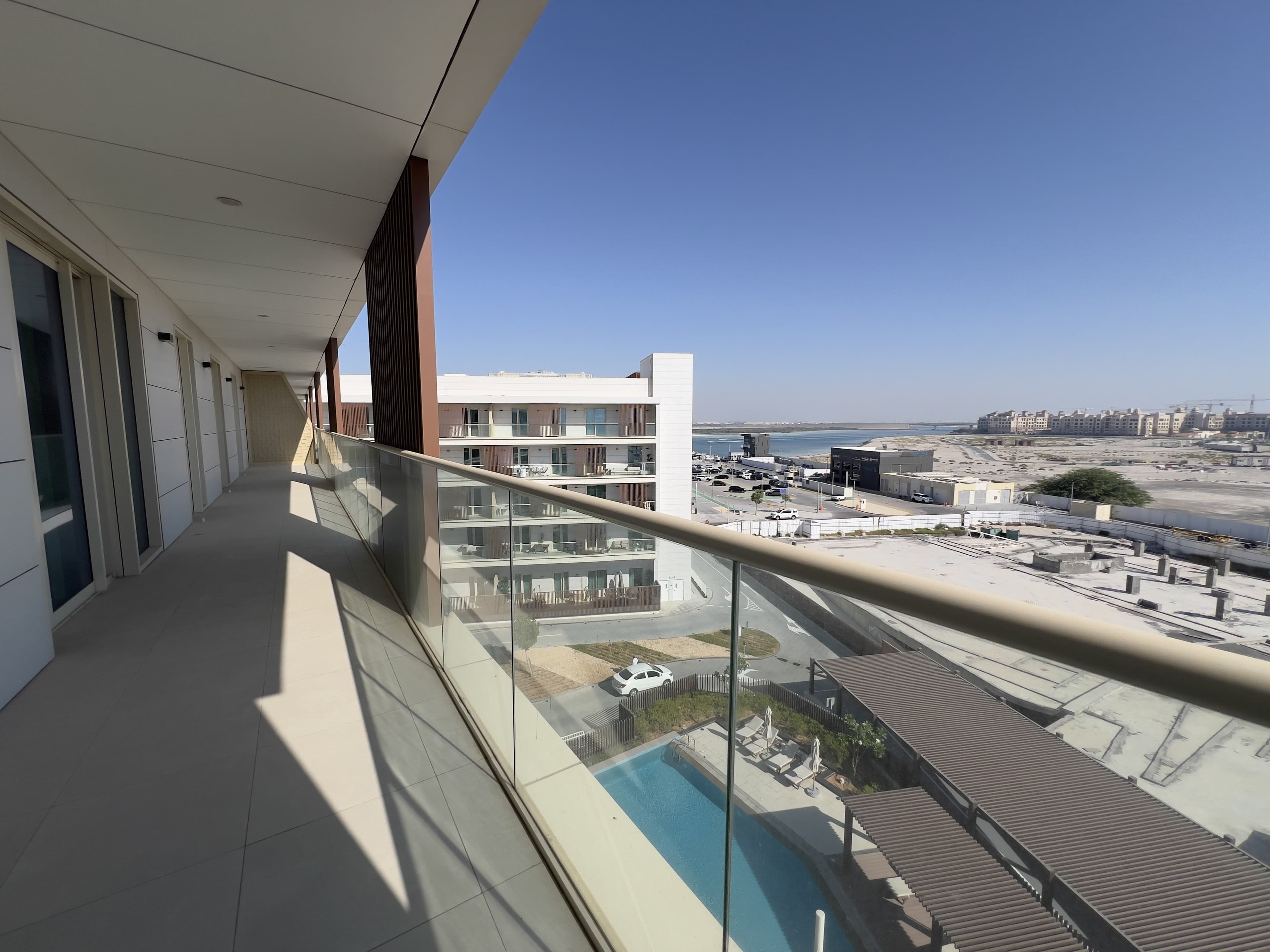Partial Sea & Pool View | Spacious | Vacant — 25