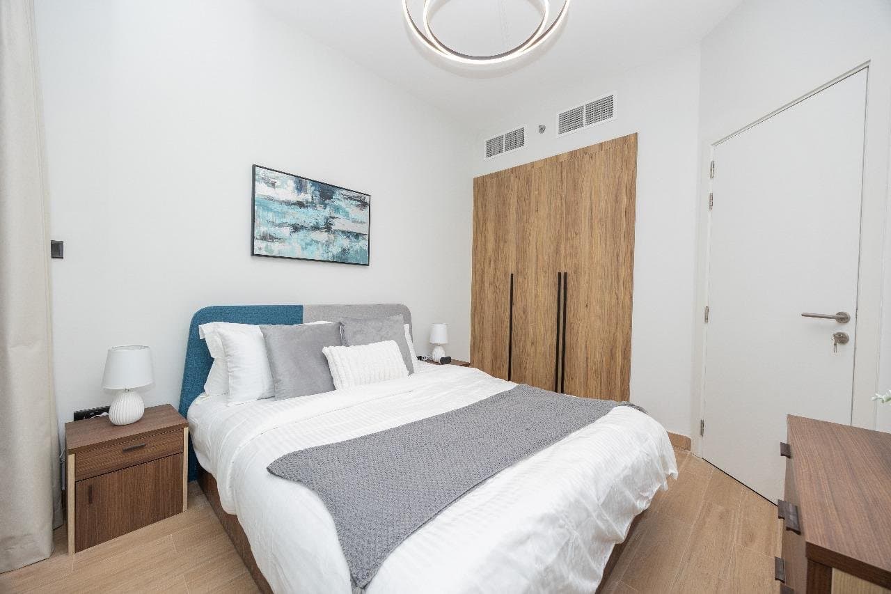 Fully Furnished | Canal View | Vacant — 5