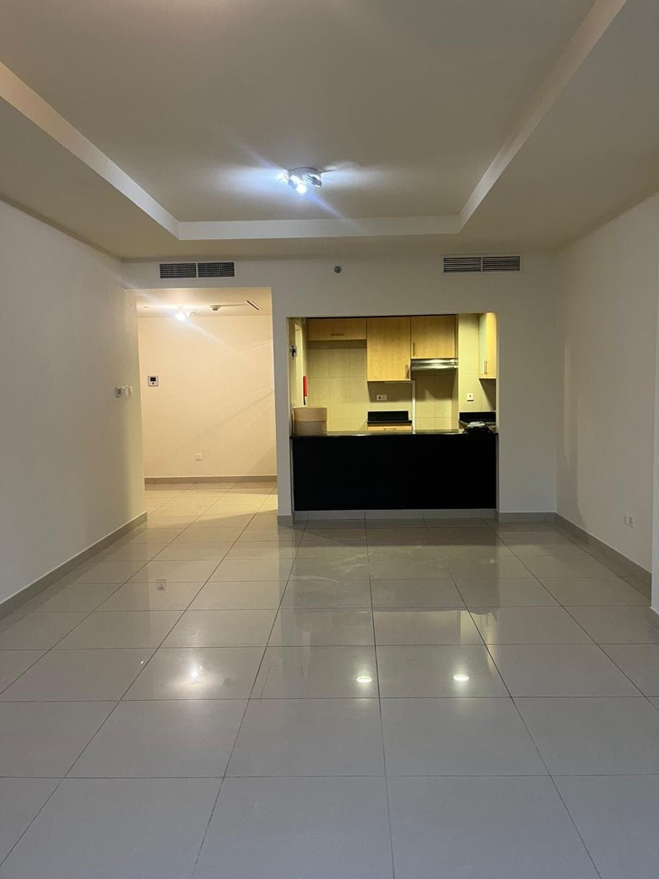 Spacious 1BR | Vibrant Community | Vacant — 2