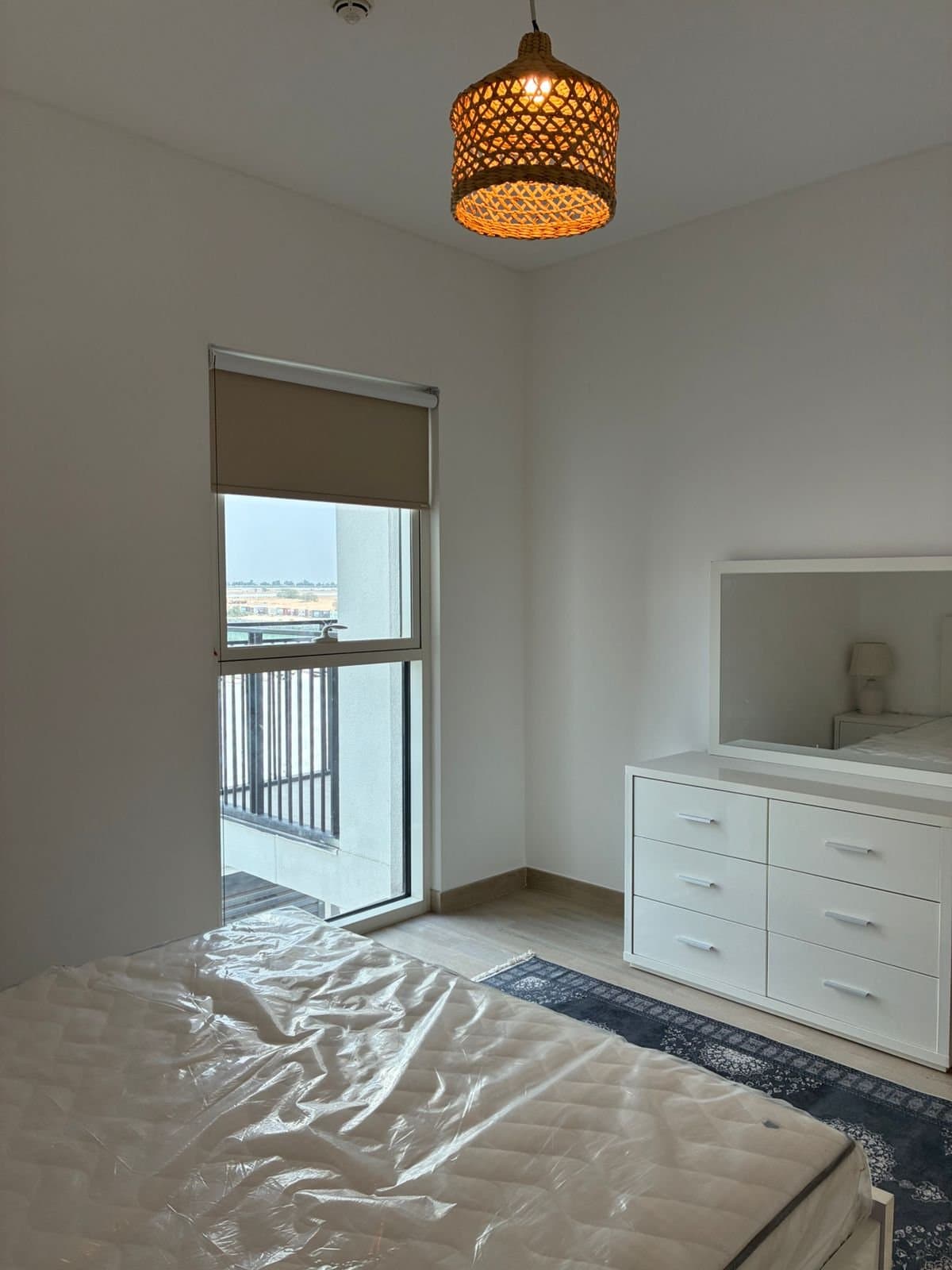Stunning Canal View | Un-Furnished | Prime Loc — 7