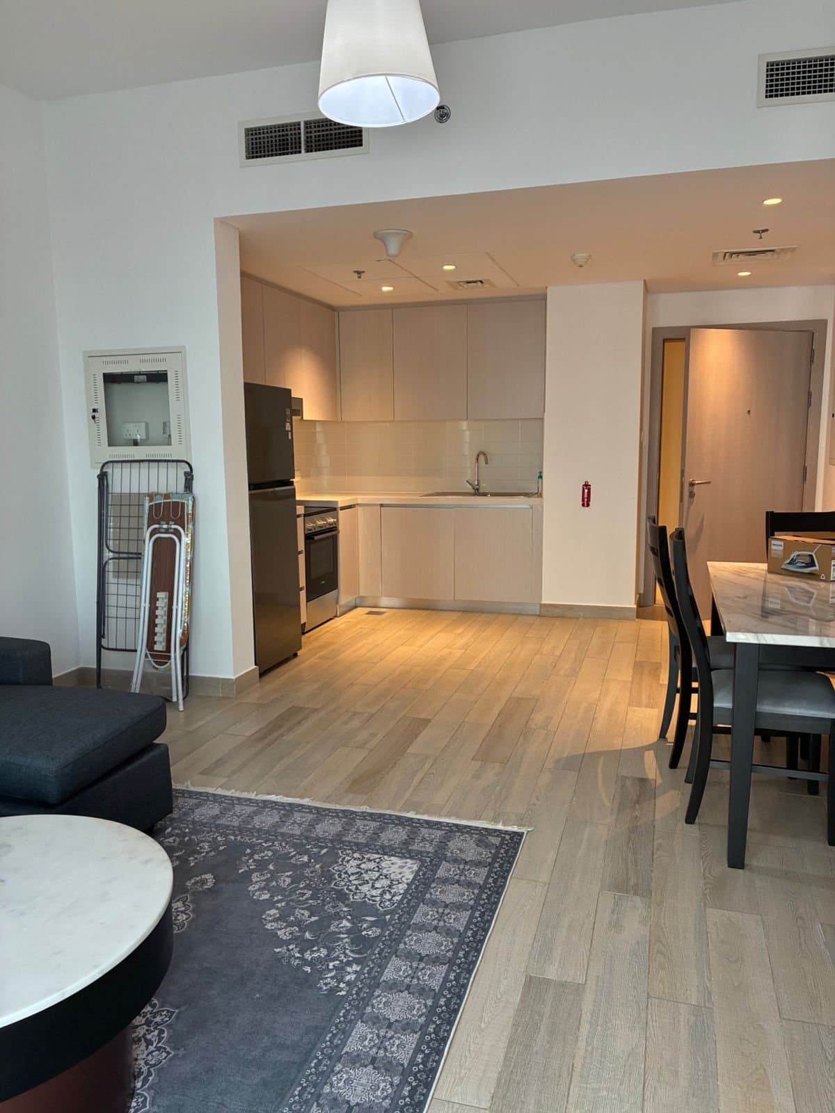 Stunning Canal View | Un-Furnished | Prime Loc — 3